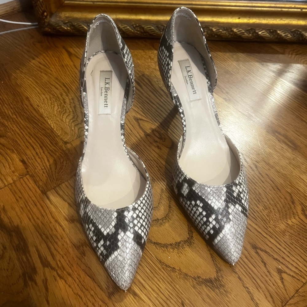Size 39.5 LK Bennett Snakeskin Pumps